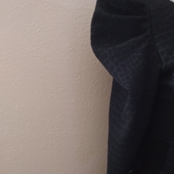 Dress - Picture 3 of 4